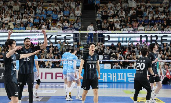 챔피언 결정전은 이제부터