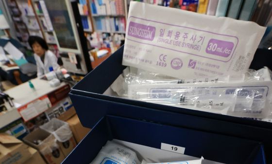 중동 사태 장기화로 의료용 주사기 수급 불안정