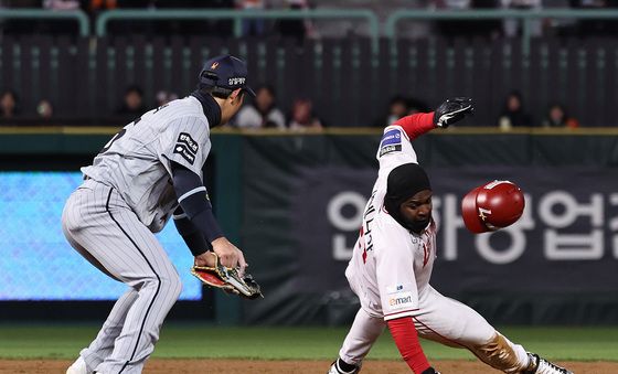 SSG 에레디아 '도루 실패'