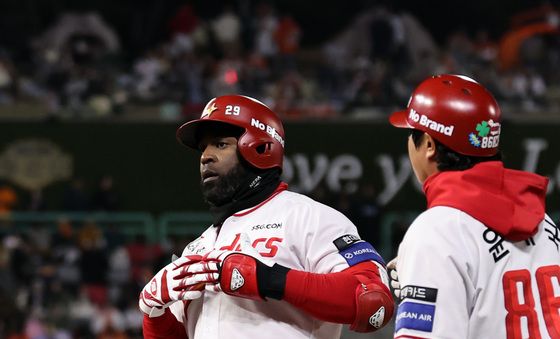 안타 친 SSG 에레디아