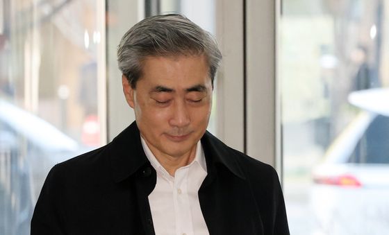 신현송 한은 총재 후보자, 출근길