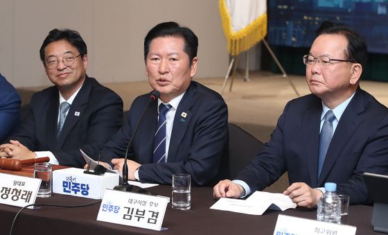 모두발언하는 정청래 대표