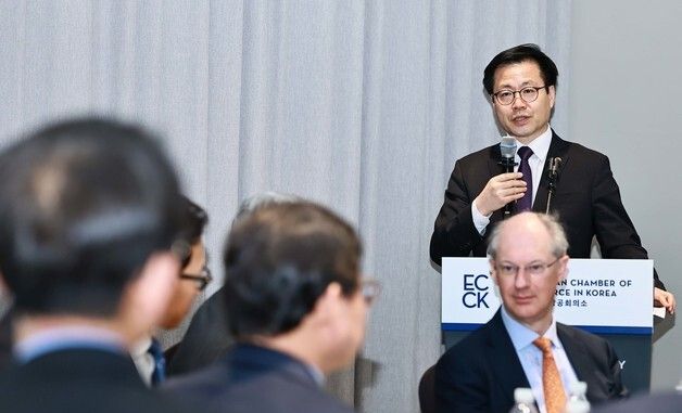 인사말하는 여한구 통상교섭본부장