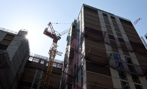 나프타 쇼크에 공사장 자잿값 줄인상