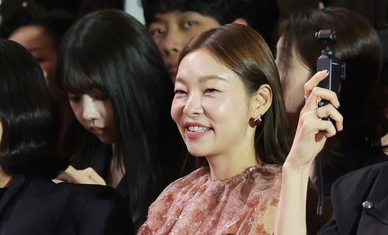 '악마는 프라다2' 레드카펫 행사장 찾은 송해나