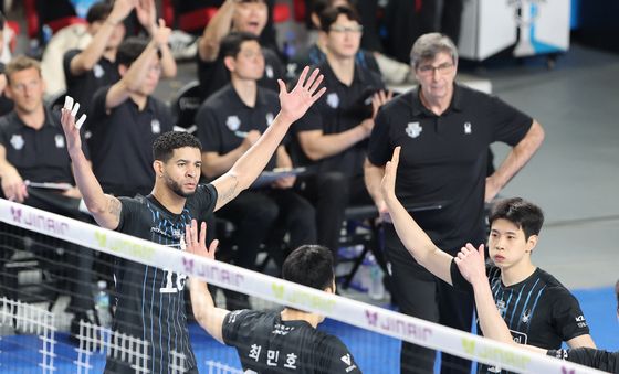 환호하는 현대캐피탈