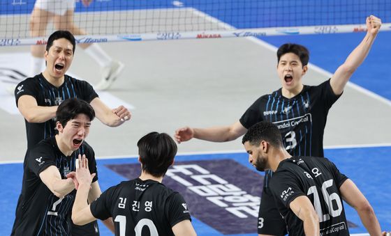 현대캐피탈 '승리다'