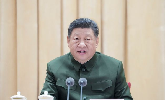 [포토] 시진핑 "군 간부, 부정부패 안 돼"