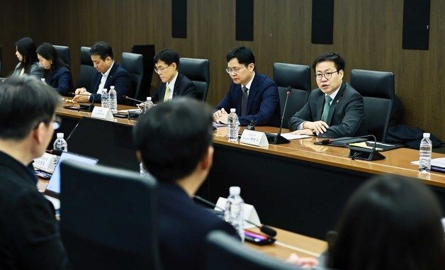 여한구 본부장, 미 철강 232조 관세 개편 관련 업계 간담회 주재