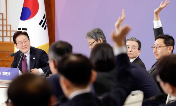 이재명 대통령, 국민경제자문회의 제1차 전체회의