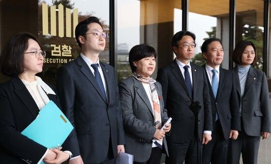 현장 조사 브리핑하는 국조특위