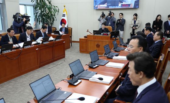 신현송 한은 총재 후보자 인사청문요청안 의결