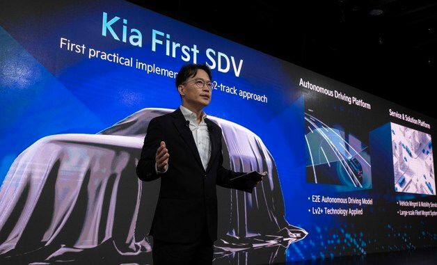 자율주행 전략 설명하는 박민우 사장