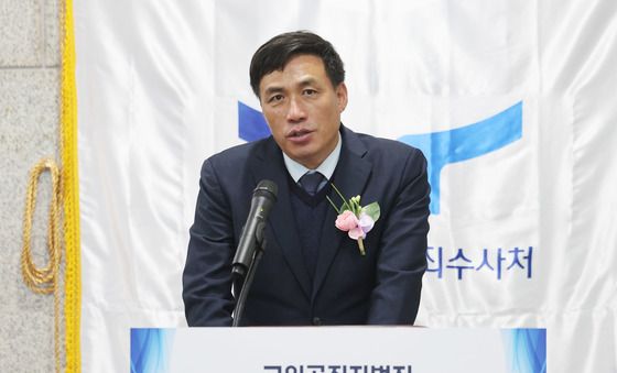 축사하는 김영수 국방권익연구소 소장