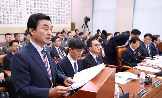 안규백 장관, 국조특위 업무보고