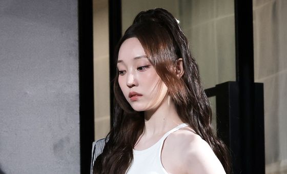 영서, 시크한 발걸음