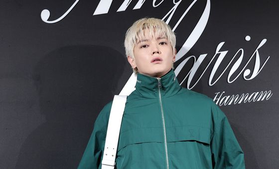 NCT 태용, 남성미 가득