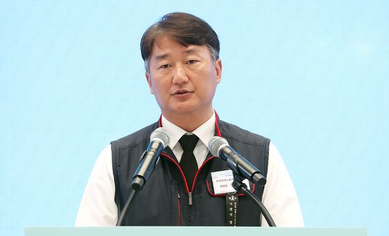 축사하는 양경수 민주노총 위원장