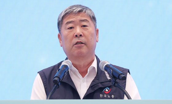 축사하는 김동명 한국노총 위원장