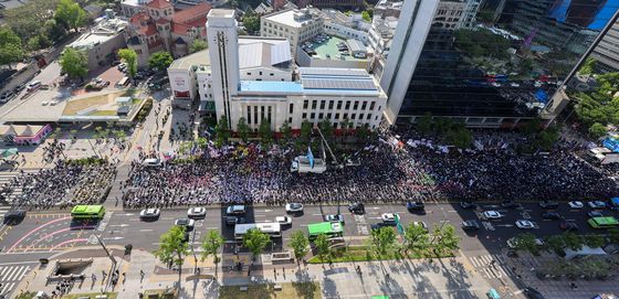 세종대로 메운 노동자들