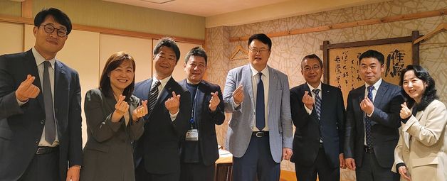 日 아웃바운드 여행사 관계자들 만난 김대현 2차관