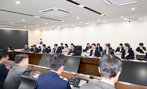 박홍근 장관, 기획예산처 확대간부회의 주재