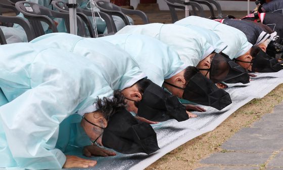 수원향교, 공기 2577년 춘기 석전대제 봉행