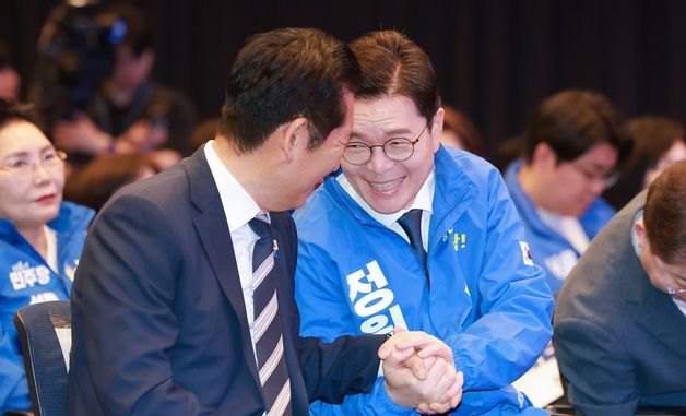인사 나누는 정청래·정원오