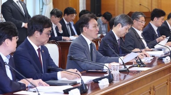 김민석 총리,  국제개발협력위원회 주재