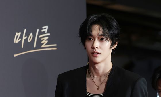 라이즈 원빈, 영화관에서 자체발광