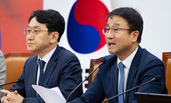 발언하는 한병도 민주당 원내대표