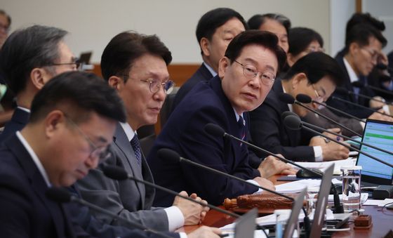 국무회의 발언하는 이재명 대통령