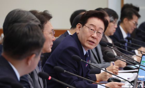 질문하는 이재명 대통령