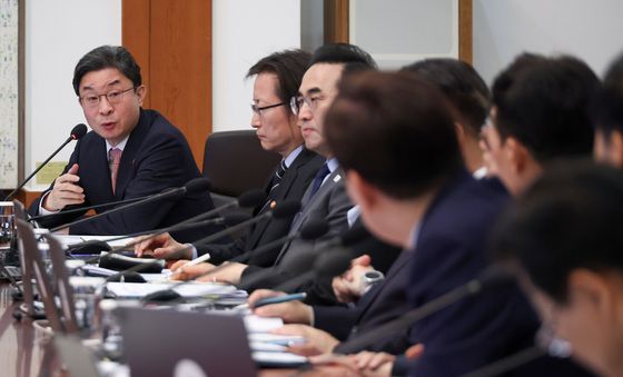 국무회의 발언하는 이억원 금융위원장