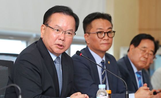 대구경북기계협동조합 찾은 김부겸