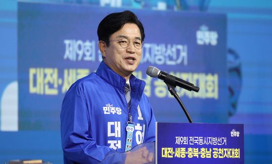 승리 의지 밝히는 허태정 대전시장 후보