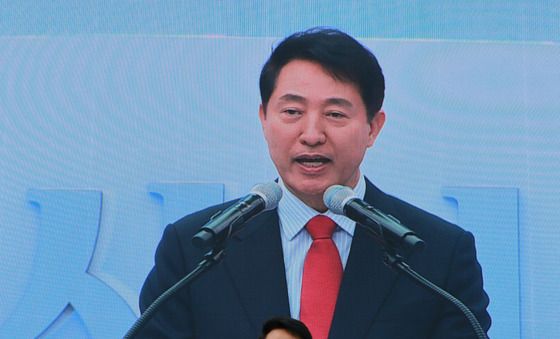 축사하는 오세훈 후보