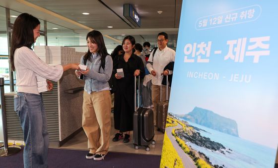 '인천에서 제주로…10년만의 취항'