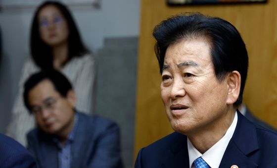 발언하는 정동영 통일부 장관