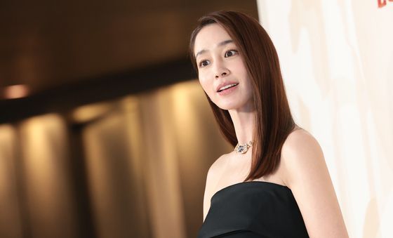 이민정, 인형 눈망울
