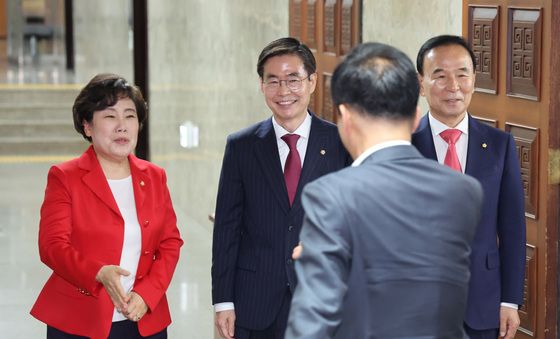 조배숙·조경태·박덕흠 '후반기 국회부의장 경쟁'