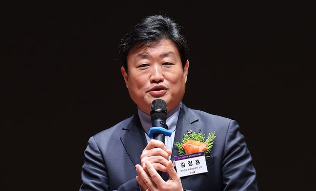 수상 소감 전하는 김정훈 대우건설 토목사업본부 상무