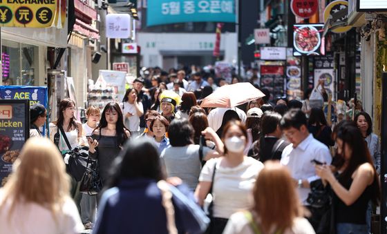 관광수지 11년4개월 만에 흑자