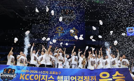 KCC, 6위 팀 최초 챔프전 우승
