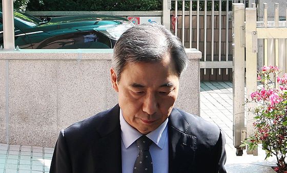 2차 종합특검 출석하는 윤재순 전 총무비서관