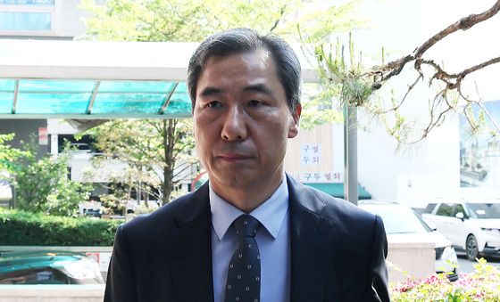 2차 종합특검 출석하는 윤재순 전 총무비서관