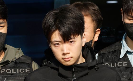 '여고생 흉기 살인' 장윤기 검찰 송치