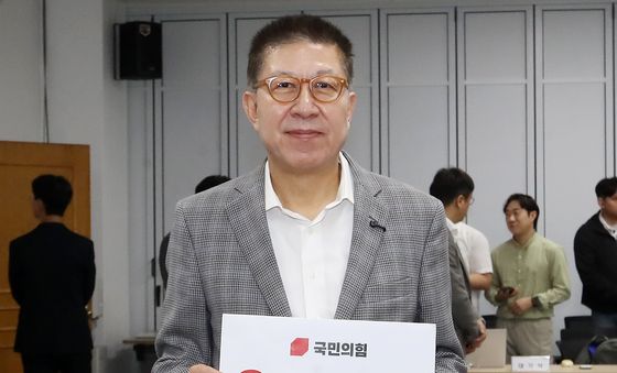 부산시장 후보자 등록하는 박형준 후보