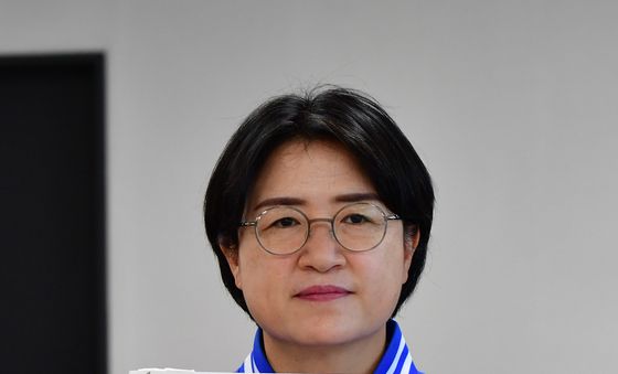 민주당 박희정 포항시장 후보 등록