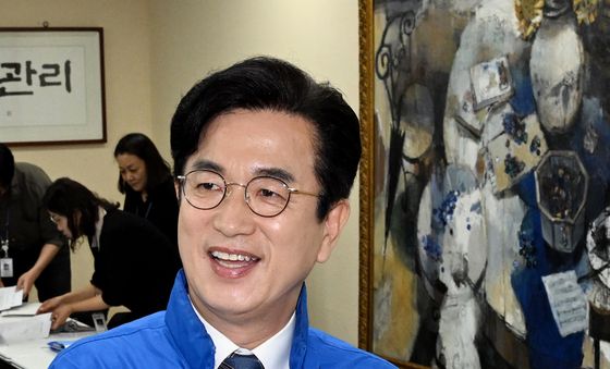 후보 등록하는 허태정